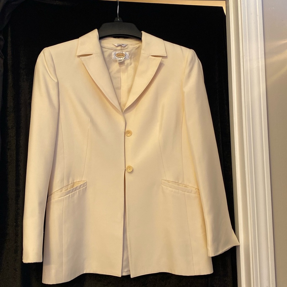 Talbots 100% pure silk blazer, size 8